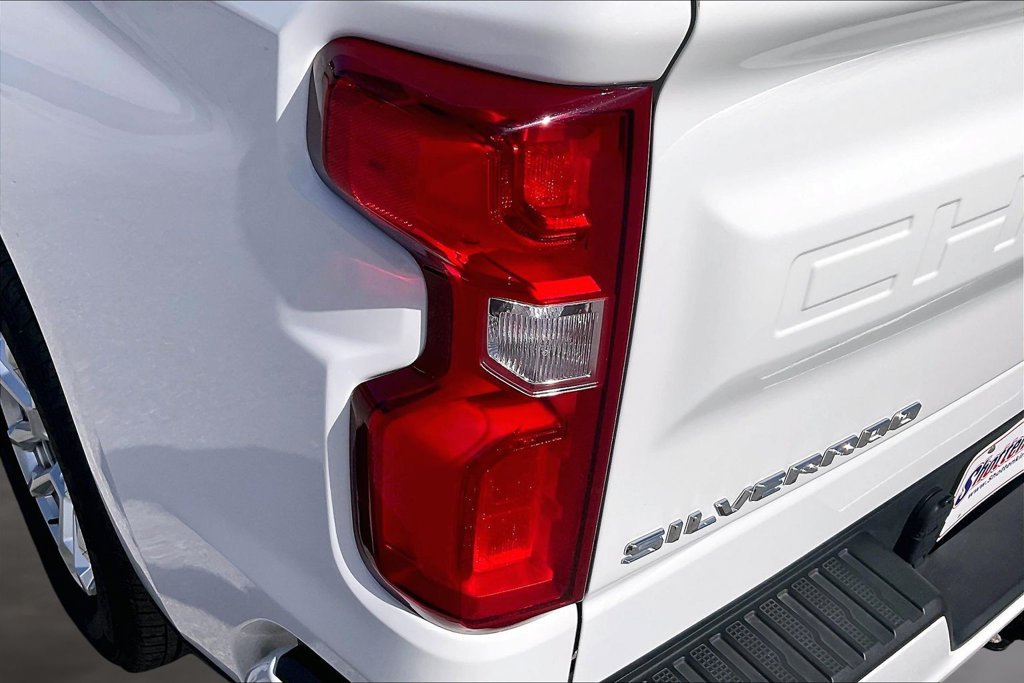 Used 2026 Chevrolet Silverado 1500 RST RWD image 23