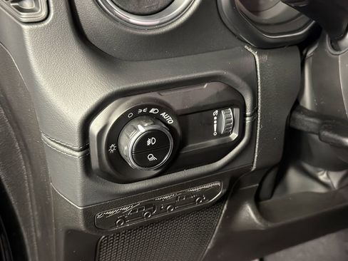 New 2026 Jeep Gladiator Sport AWD/4WD image 12