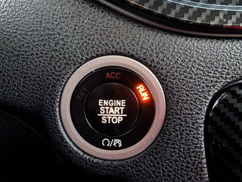 Used 2017 Dodge Charger R/T image 33