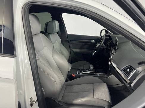 Used 2023 Audi SQ5 Prestige w/ Prestige Package image 30