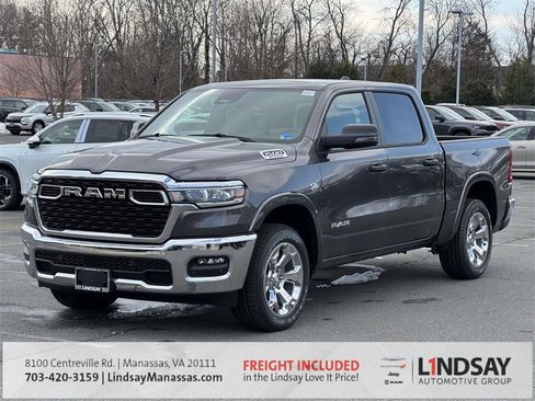 New 2026 RAM 1500 4x4 Crew Cab image 3