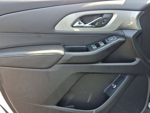 Certified 2023 Chevrolet Traverse LT w/ LPO, Floor Liner Package image 28