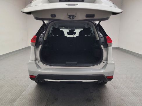 Used 2020 Nissan Rogue SV AWD/4WD image 29