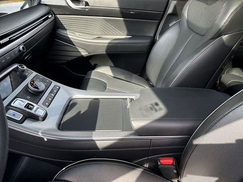 Used 2023 Hyundai Palisade Calligraphy image 24