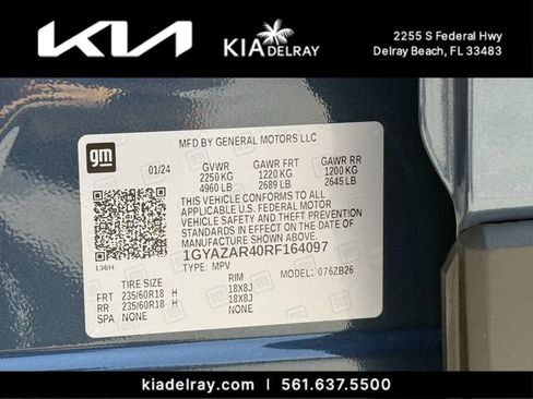 Used 2024 Cadillac XT4 Luxury w/ Cold Weather Package FWD image 35