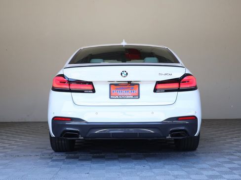 Used 2023 BMW 540i w/ M Sport Package RWD image 11