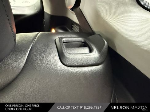 Used 2022 Jeep Compass Latitude AWD/4WD image 32