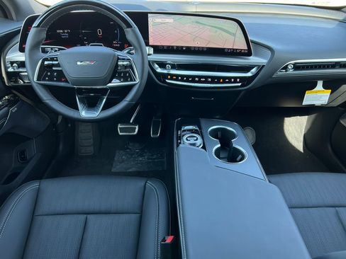 New 2026 Cadillac Lyriq V AWD/4WD image 3