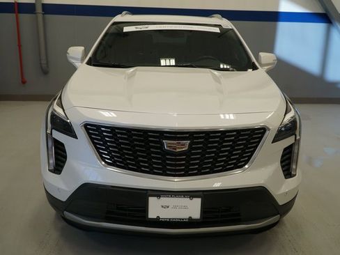 Used 2023 Cadillac XT4 Premium Luxury w/ Driver Assist Package image 9
