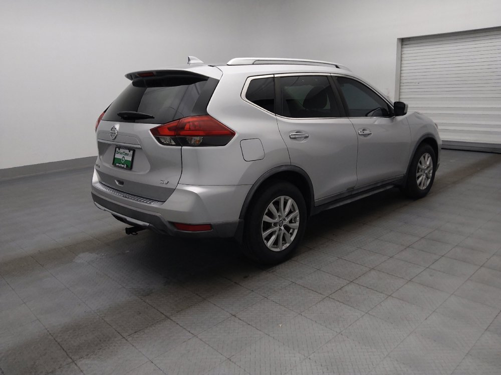 Used 2018 Nissan Rogue SV FWD image 10
