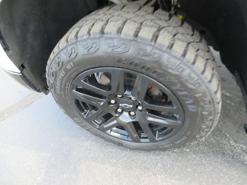 Certified 2024 Chevrolet Silverado 1500 LT Trail Boss w/ Convenience Package II AWD/4WD image 13