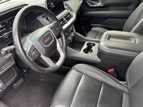 Used 2024 GMC Yukon SLT AWD/4WD image 10