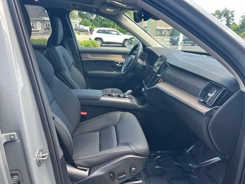 Certified 2025 Volvo XC90 B6 Plus AWD/4WD image 15