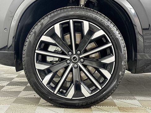 New 2025 Volvo XC90 T8 Plus w/ Protection Package Premier image 31