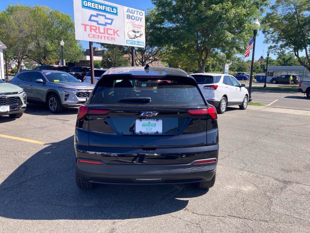 New 2027 Chevrolet Bolt LT w/ Comfort Package FWD image 29