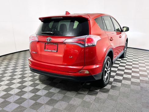 Used 2017 Toyota RAV4 LE image 3