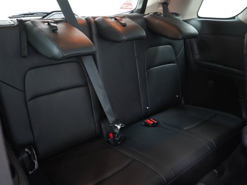 Used 2022 Nissan Pathfinder Platinum w/ Cargo Package AWD/4WD image 15