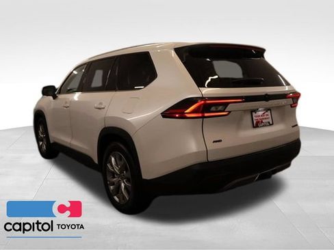 Certified 2025 Toyota Grand Highlander AWD image 5