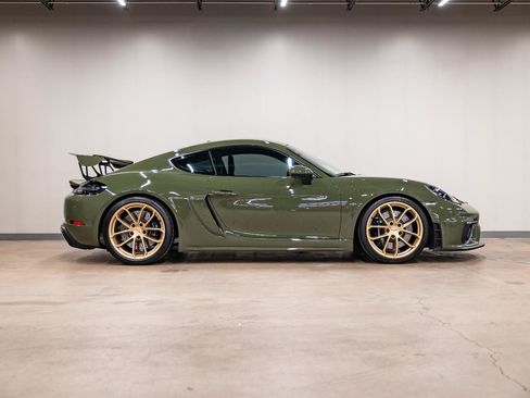 Used 2021 Porsche 718 Cayman GT4 RWD image 36