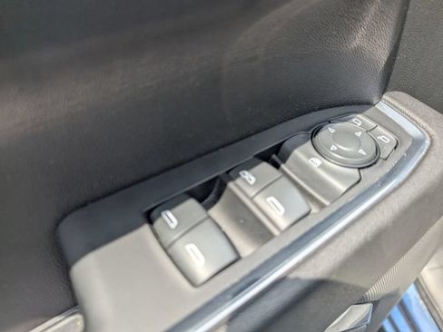 Used 2023 Chevrolet Silverado 1500 RST AWD/4WD image 17