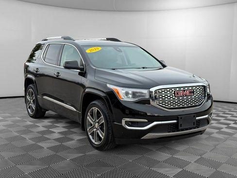 Used 2019 GMC Acadia Denali w/ Technology Package image 9