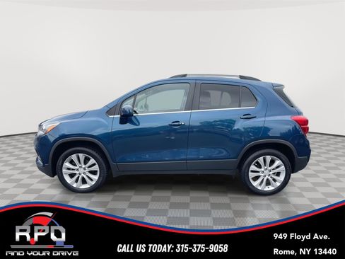 Used 2020 Chevrolet Trax Premier image 2