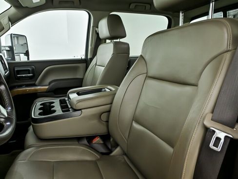 Used 2017 Chevrolet Silverado 1500 LTZ w/ Max Trailering Package image 20