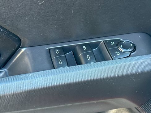 Certified 2023 Chevrolet Colorado LT w/ LT Convenience Package image 12