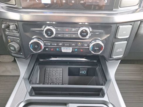 New 2026 Ford F350 Lariat w/ Black Appearance Package AWD/4WD image 13