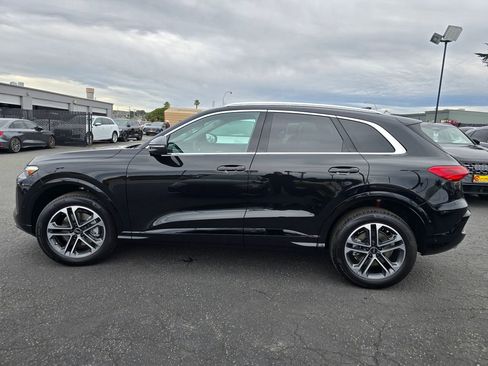 New 2025 Audi Q5 Premium Plus image 36