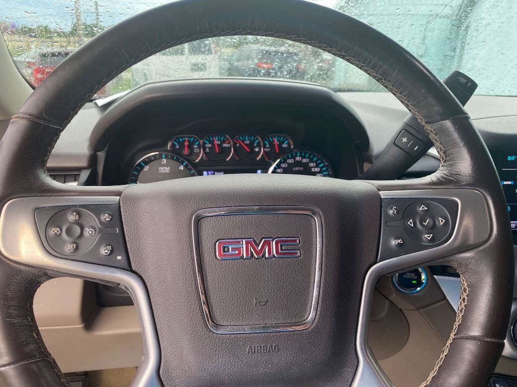 Used 2018 GMC Yukon SLT w/ Open Road Package AWD/4WD image 31