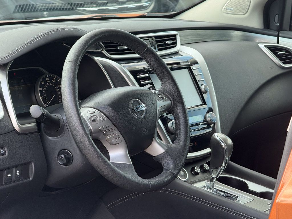 Used 2015 Nissan Murano Platinum w/ Platinum Technology Package AWD/4WD image 22