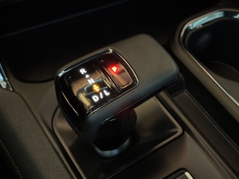 Certified 2023 GMC Sierra 1500 AT4 w/ AT4 Preferred Package AWD/4WD image 28