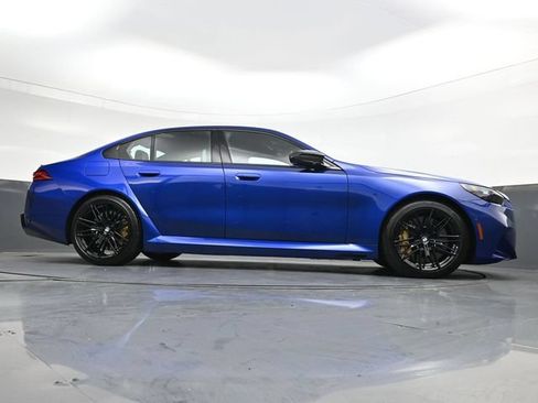 Used 2025 BMW M5 w/ Carbon Package AWD/4WD image 30