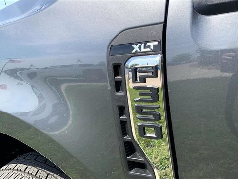 Used 2026 Ford F350 XLT AWD/4WD image 4