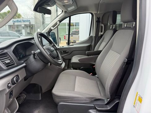 Used 2022 Ford Transit 350 XLT RWD image 6