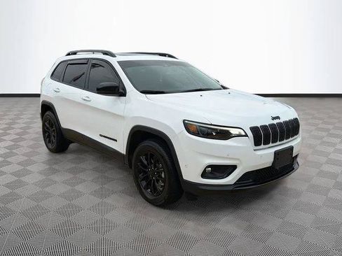 Certified 2023 Jeep Cherokee Altitude Lux w/ Lux Elite Package AWD/4WD image 1