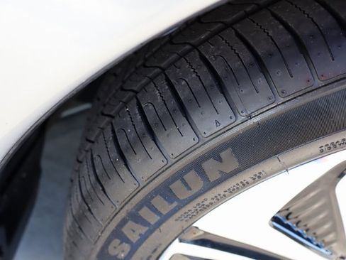 Used 2018 Honda Civic EX-T image 46