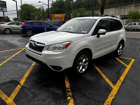 Used 2015 Subaru Forester 2.5i Touring AWD/4WD image 3