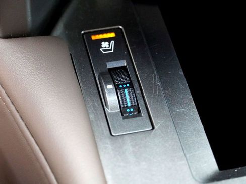 Used 2017 Lexus GX 460 image 17