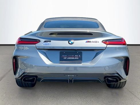 Used 2025 BMW Z4 M40i w/ Edition RWD image 6
