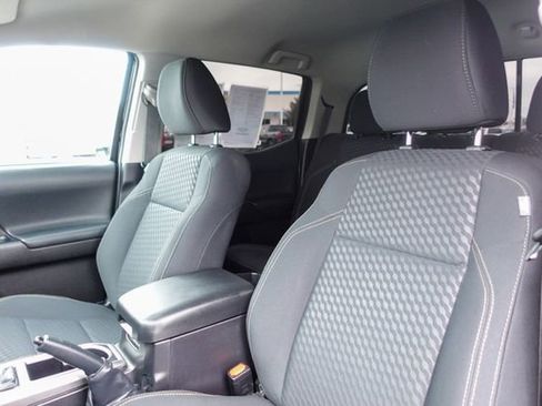 Certified 2023 Toyota Tacoma 4x4 Double Cab image 32