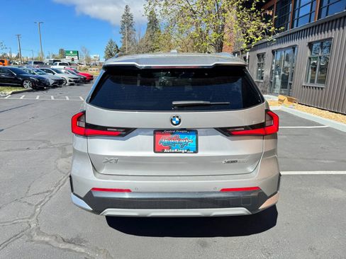 Used 2025 BMW X1 xDrive28i w/ Convenience Package AWD/4WD image 4