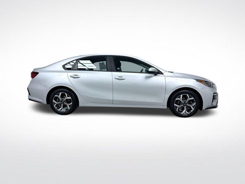 Used 2021 Kia Forte LXS FWD image 10