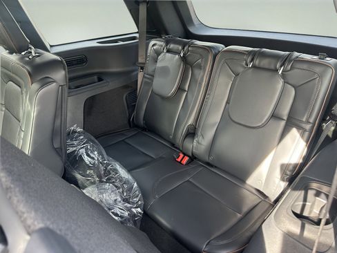 New 2026 Lincoln Aviator Black Label w/ Jet Appearance Package image 11