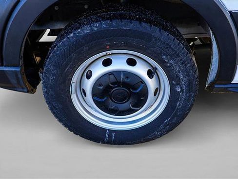 Used 2023 Ford Transit 250 image 9