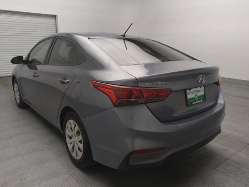 Used 2019 Hyundai Accent SE FWD image 5