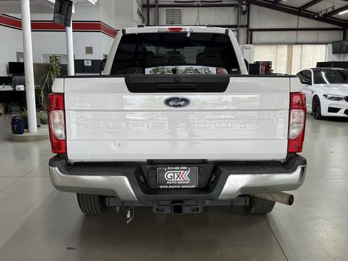 Used 2021 Ford F250 XL w/ STX Appearance Package AWD/4WD image 3