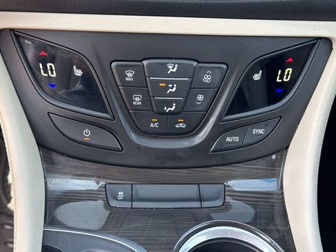 Used 2020 Buick Envision Preferred FWD image 17