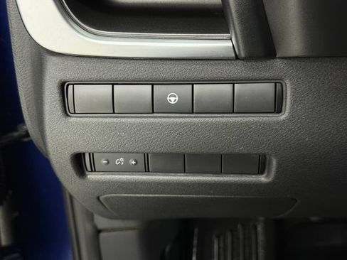 Used 2021 Nissan Rogue SV FWD image 13